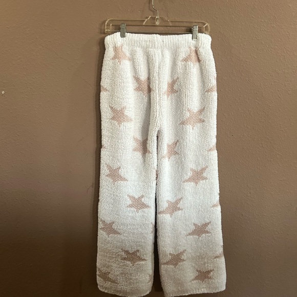 POL White and Pink Star Cowl Neck Sweater with matching pants. - Picture 11 of 12